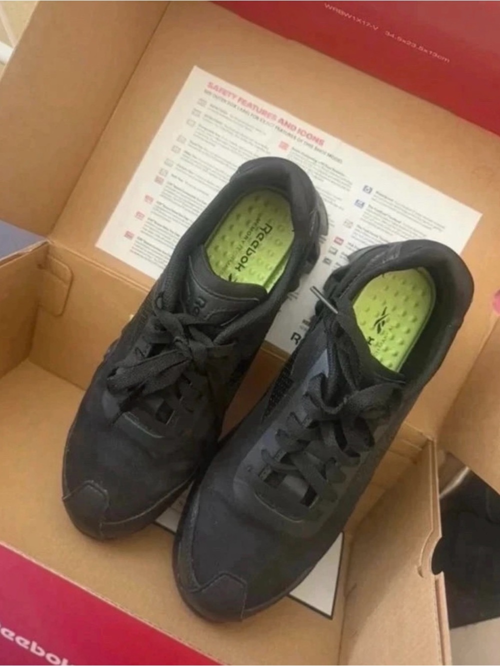 Steel toe work sneakers
